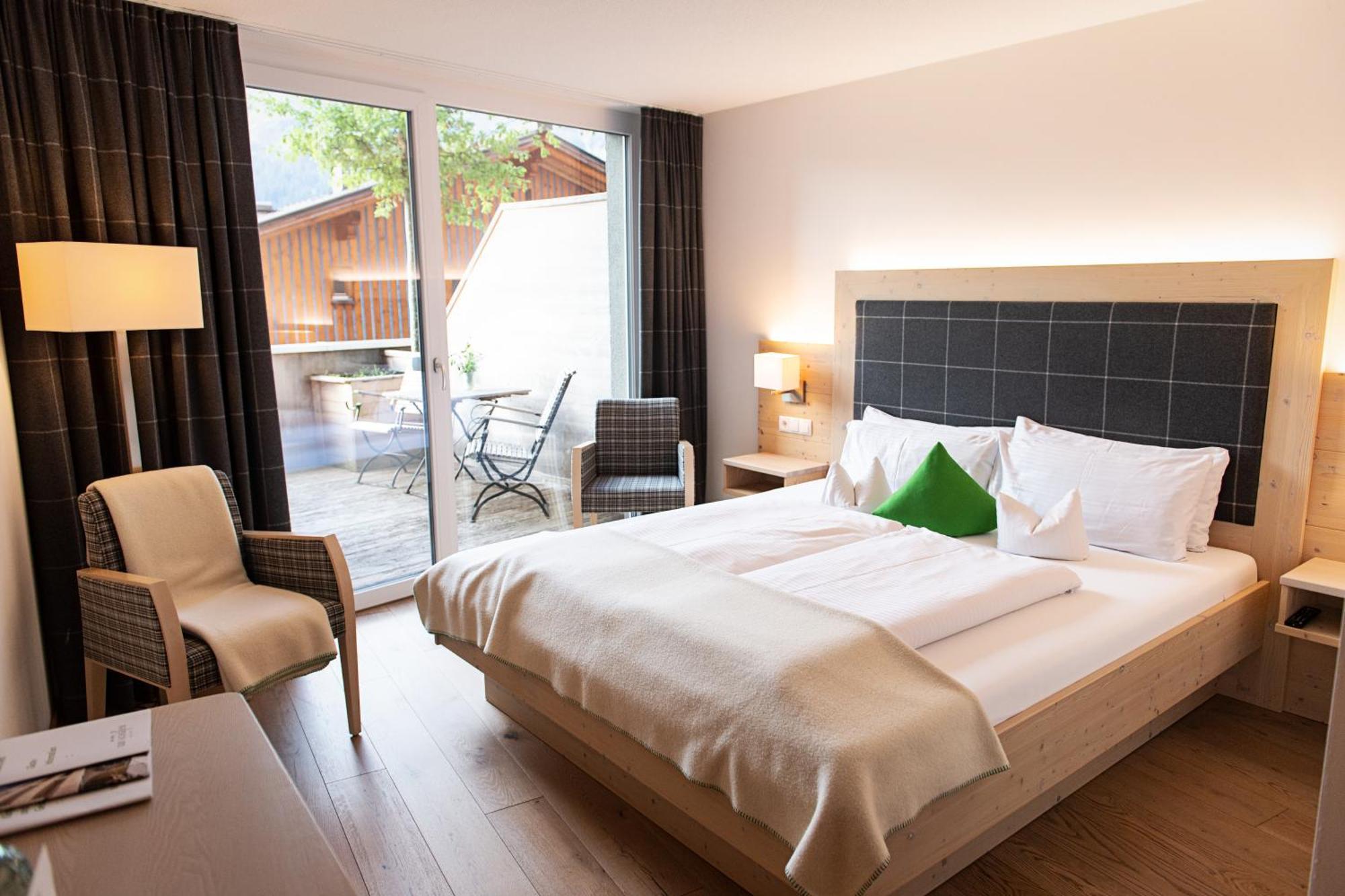 Kraeuter & Spa-Hotel Das Schaefer - Adults Only Fontanella Extérieur photo